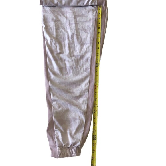Athleta Brooklyn Lined Jogger Pants Shasta Purple Camo Print Pockets  Size 10 - Picture 7 of 16